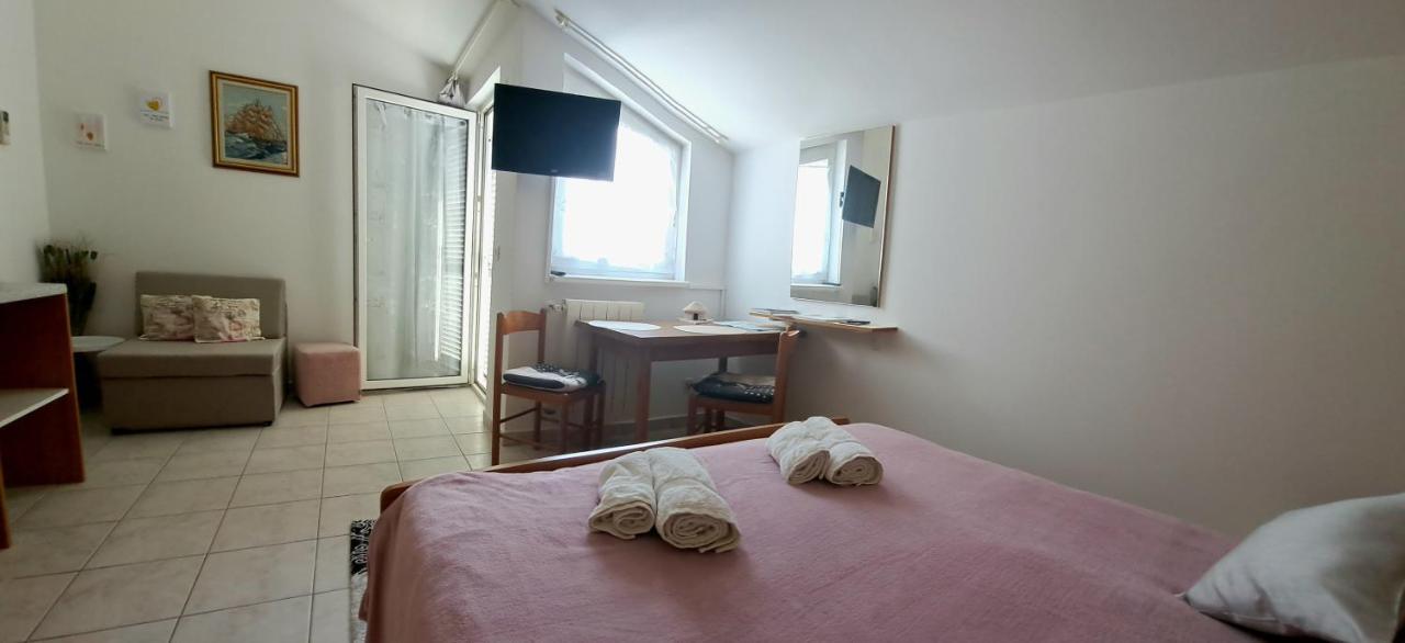 Studio Apartman Olivera Rovinj Ngoại thất bức ảnh